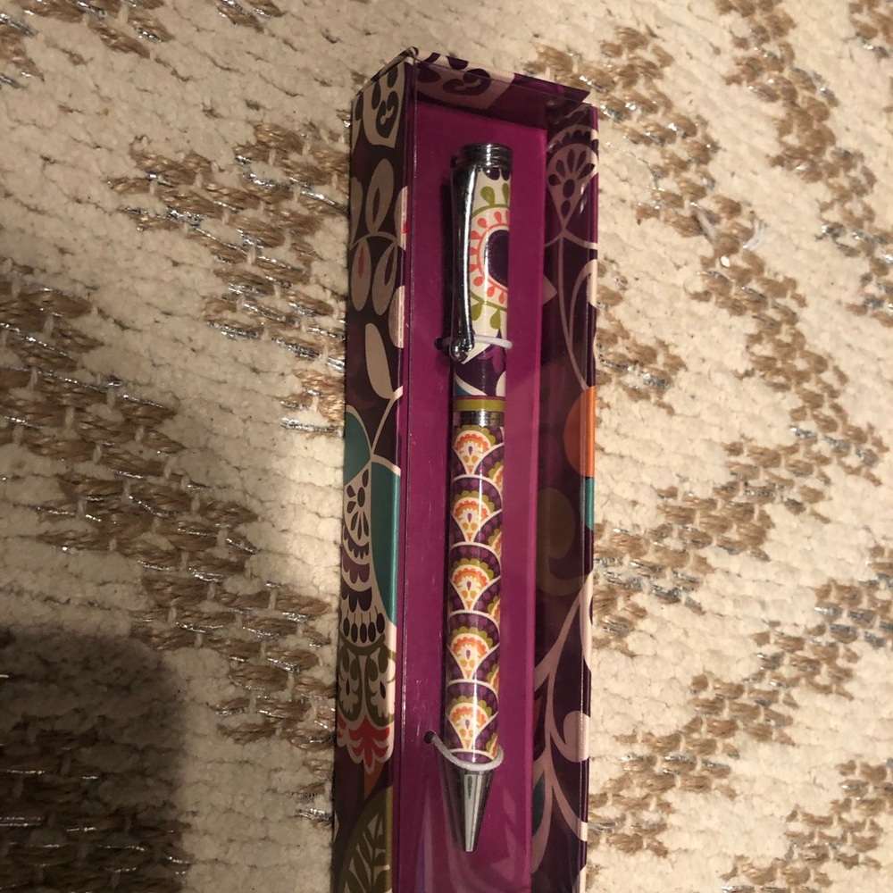 New Vera Bradley Pen